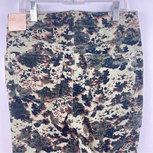 Anthropologie Pilcro Camo Corduroy Pants 26 - Picture 8 of 9